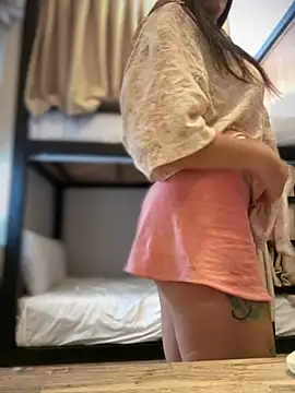 Snapshot of LilliThelo chatting on February 2026 02:59:01 AM LilliThelo online show from February 2026 02:59:01 AM