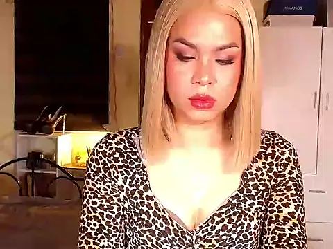 MistressLuna1 online show from March 2025 07:04:01 PM