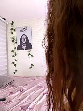 Niky Love online show from November 2025 05:02:01 AM