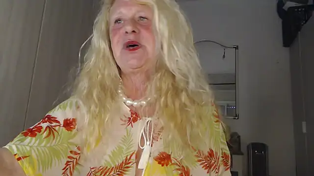 THESensualhorny online show from February 2025 02:02:01 PM