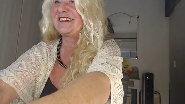 THESensualhorny online show from February 2025 02:37:02 PM