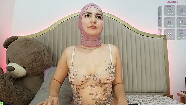 dalilasaadi  online show from March 2026 04:11:02 PM