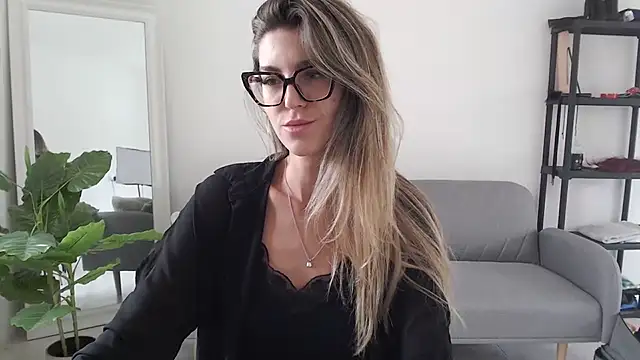 nicole 98 online show from November 2025 10:37:02 AM