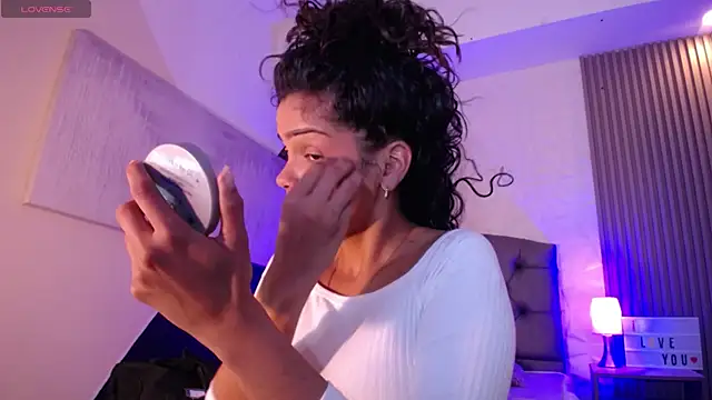 ximena diaz online show from January 2025 09:25:01 PM