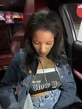 NicoleCocksXXX online show from May 2026 01:34:01 AM
