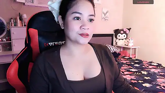 Snapshot of yenyen_ chatting on February 2026 01:04:01 AM yenyen online show from February 2026 01:04:01 AM