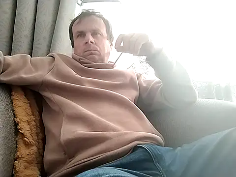 grzes19763 online show from October 2025 08:31:02 AM