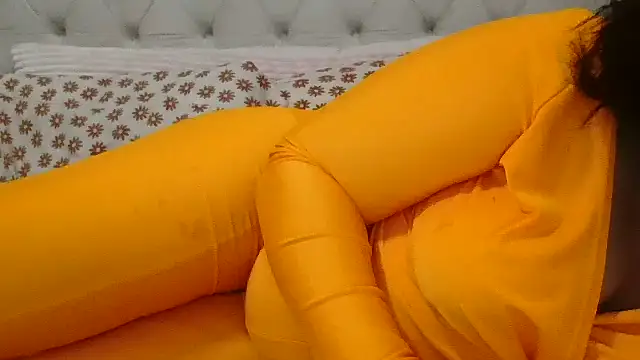 Snapshot of beautylovess chatting on January 2026 05:26:01 PM beautylovess online show from January 2026 05:26:01 PM