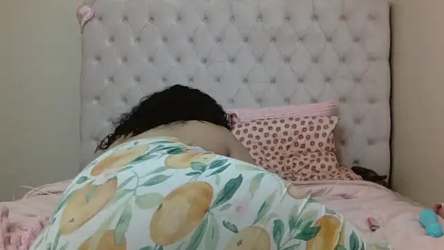 Snapshot of beautylovess chatting on January 2026 05:59:01 PM beautylovess online show from January 2026 05:59:01 PM