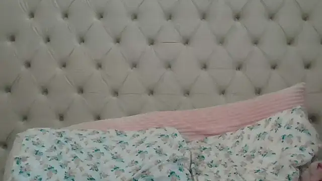 Snapshot of beautylovess chatting on February 2026 10:02:02 PM beautylovess online show from February 2026 10:02:02 PM