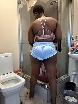 FitSelina66 online show from February 2026 12:13:02 PM