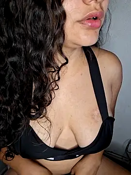 blerstefan1 online show from February 2025 11:13:02 AM