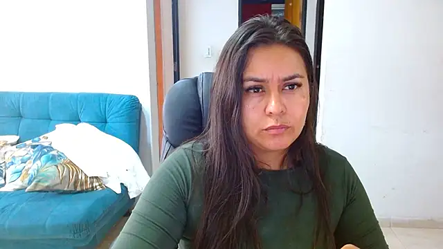 Ixchel Anaid online show from July 2026 07:27:01 PM