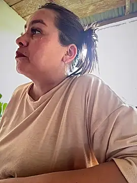Ixchel Anaid online show from July 2026 03:27:02 PM
