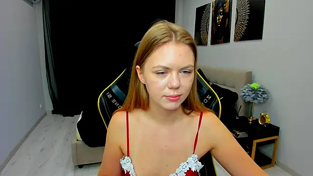 Strawberrye online show from March 2026 03:22:02 AM