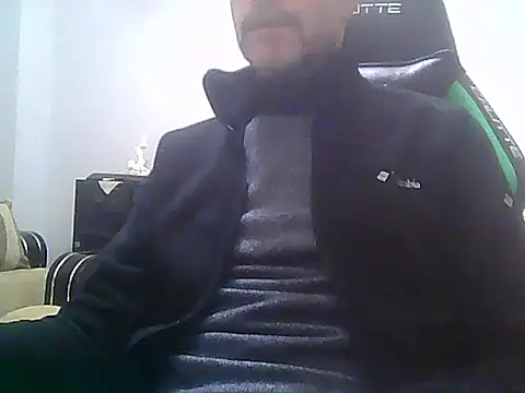 Snapshot of boran34 chatting on January 2026 04:01:01 PM boran34 online show from January 2026 04:01:01 PM