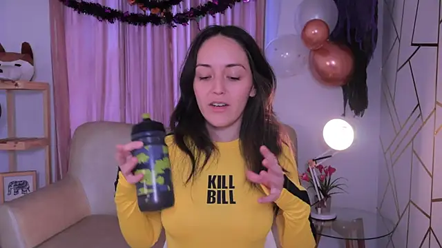 Snapshot of molly_marmalade_ chatting on October 2025 03:07:01 PM molly marmalade online show from October 2025 03:07:01 PM