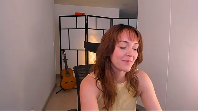 Snapshot of molly_marmalade_ chatting on April 2026 07:20:02 PM molly marmalade online show from April 2026 07:20:02 PM