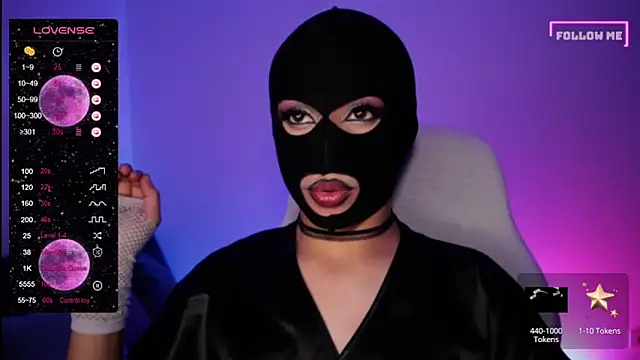 Snapshot of Bigfemblue chatting on January 2025 03:12:02 AM Bigfemblue online show from January 2025 03:12:02 AM