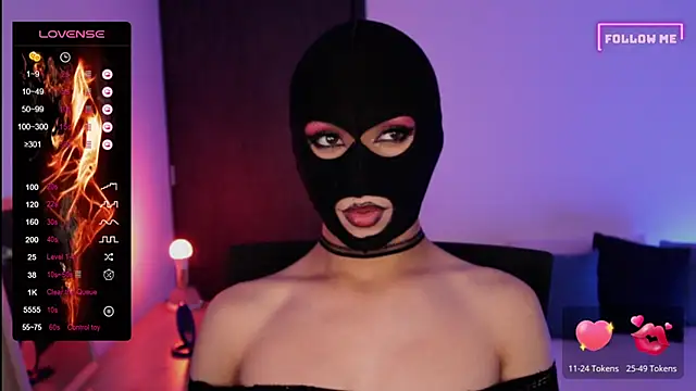 Snapshot of Bigfemblue chatting on March 2025 09:16:02 PM Bigfemblue online show from March 2025 09:16:02 PM