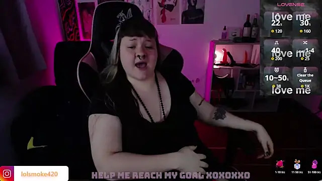 Snapshot of Bdsm_and_fries chatting on June 2026 08:45:02 PM Bdsm and fries online show from June 2026 08:45:02 PM