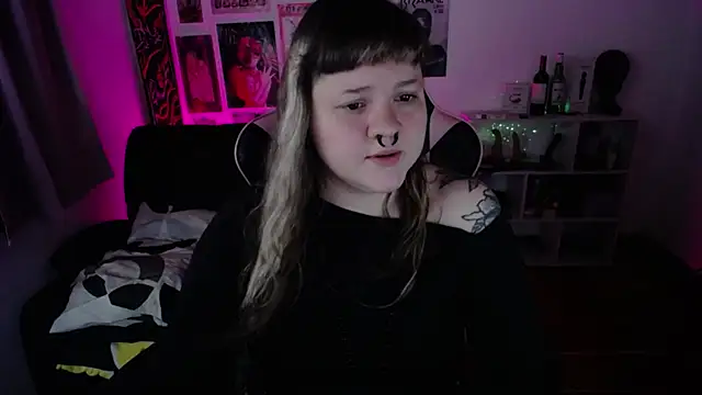 Snapshot of Bdsm_and_fries chatting on July 2026 03:36:01 PM Bdsm and fries online show from July 2026 03:36:01 PM