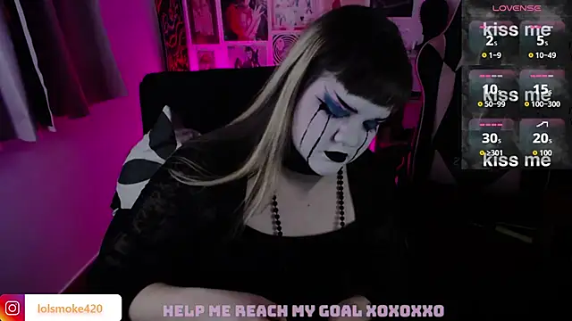 Snapshot of Bdsm_and_fries chatting on July 2026 03:18:01 PM Bdsm and fries online show from July 2026 03:18:01 PM