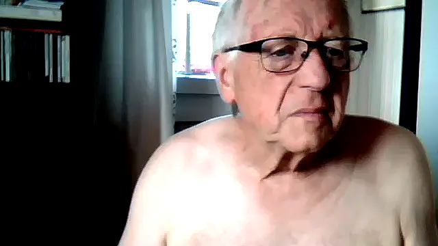 johnjohn622662 online show from July 2026 08:10:02 AM