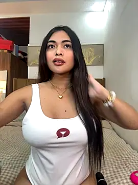 Snapshot of Bombshell_Ashy chatting on November 2025 09:59:01 PM Bombshell Ashy online show from November 2025 09:59:01 PM