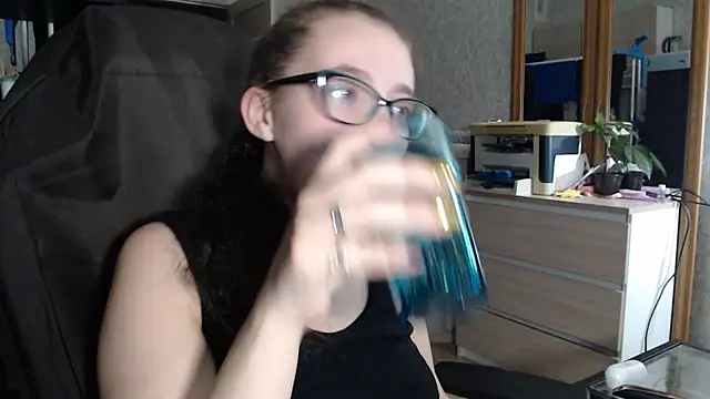 AnKey Rayah online show from December 2024 01:59:02 PM