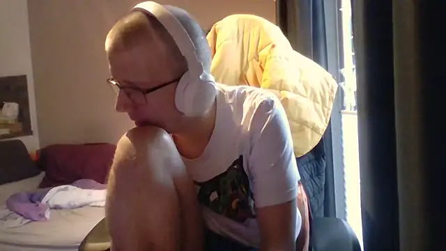 David250692 online show from November 2025 08:58:02 AM