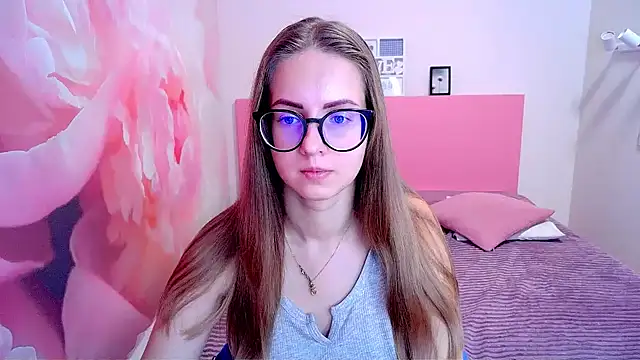 AliceAdams online show from December 2024 04:21:02 PM