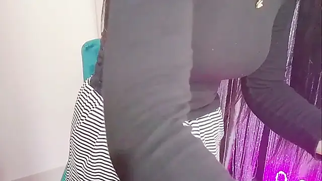 Aminababiew online show from March 2026 01:21:01 AM