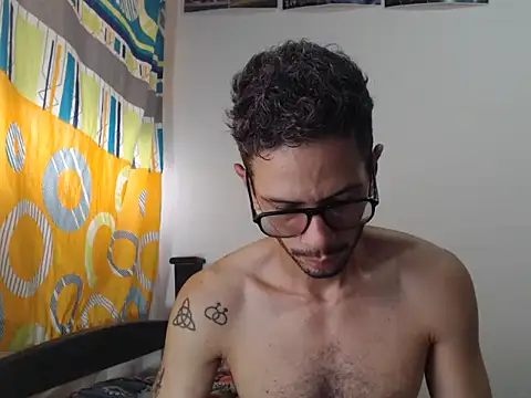 alisterxxx online show from February 2026 05:20:02 PM