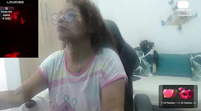 BustyMilf  online show from February 2025 12:06:01 PM