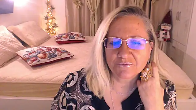 Raisshy online show from December 2024 03:31:02 PM