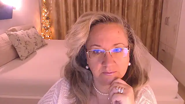 Raisshy online show from March 2026 05:02:02 AM