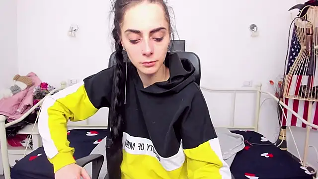 jessystarr online show from February 2025 09:48:01 PM