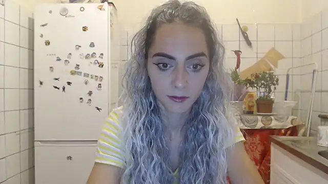 jessystarr online show from September 2025 04:50:01 PM