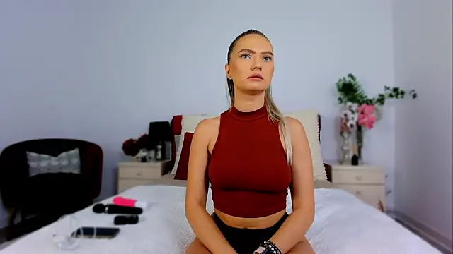 SashaRizz online show from September 2025 04:46:02 AM