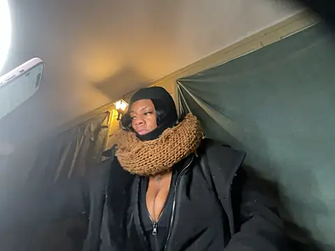 AlexaTheSlut online show from February 2025 08:40:01 AM