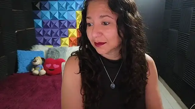 katifoxx online show from October 2025 03:31:02 PM