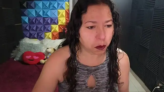 katifoxx online show from October 2025 03:23:02 PM