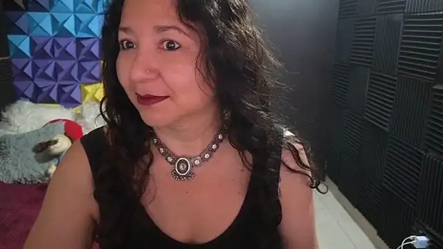 katifoxx online show from November 2025 04:11:02 PM