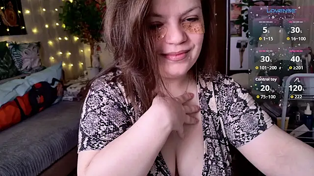 cutewhip online show from April 2026 06:05:02 AM