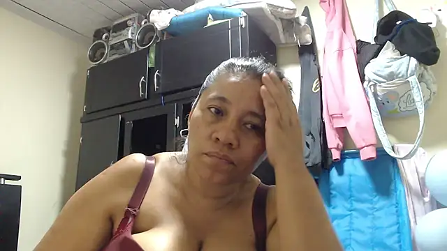 adrixxx38 online show from April 2026 06:51:01 AM