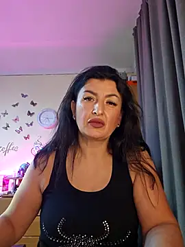 Hotangel75 online show from November 2025 05:26:01 PM