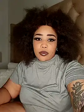 Snapshot of CAMMII_ chatting on December 2024 02:09:02 AM CAMMII  online show from December 2024 02:09:02 AM