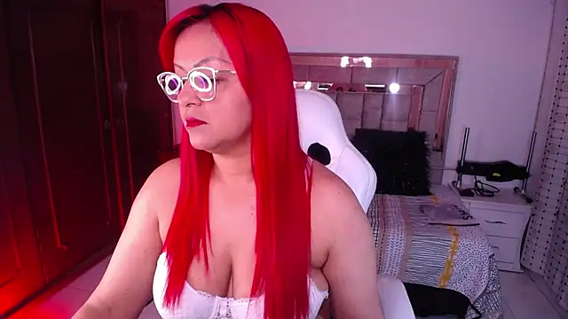 Snapshot of salomecastro_ chatting on October 2025 03:32:01 AM salomecastro online show from October 2025 03:32:01 AM