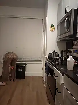 HollyTattoo online show from December 2024 10:55:02 AM